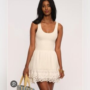 NWT 🆕 Heartloom white tank dress with lace look ruffle bottom XS